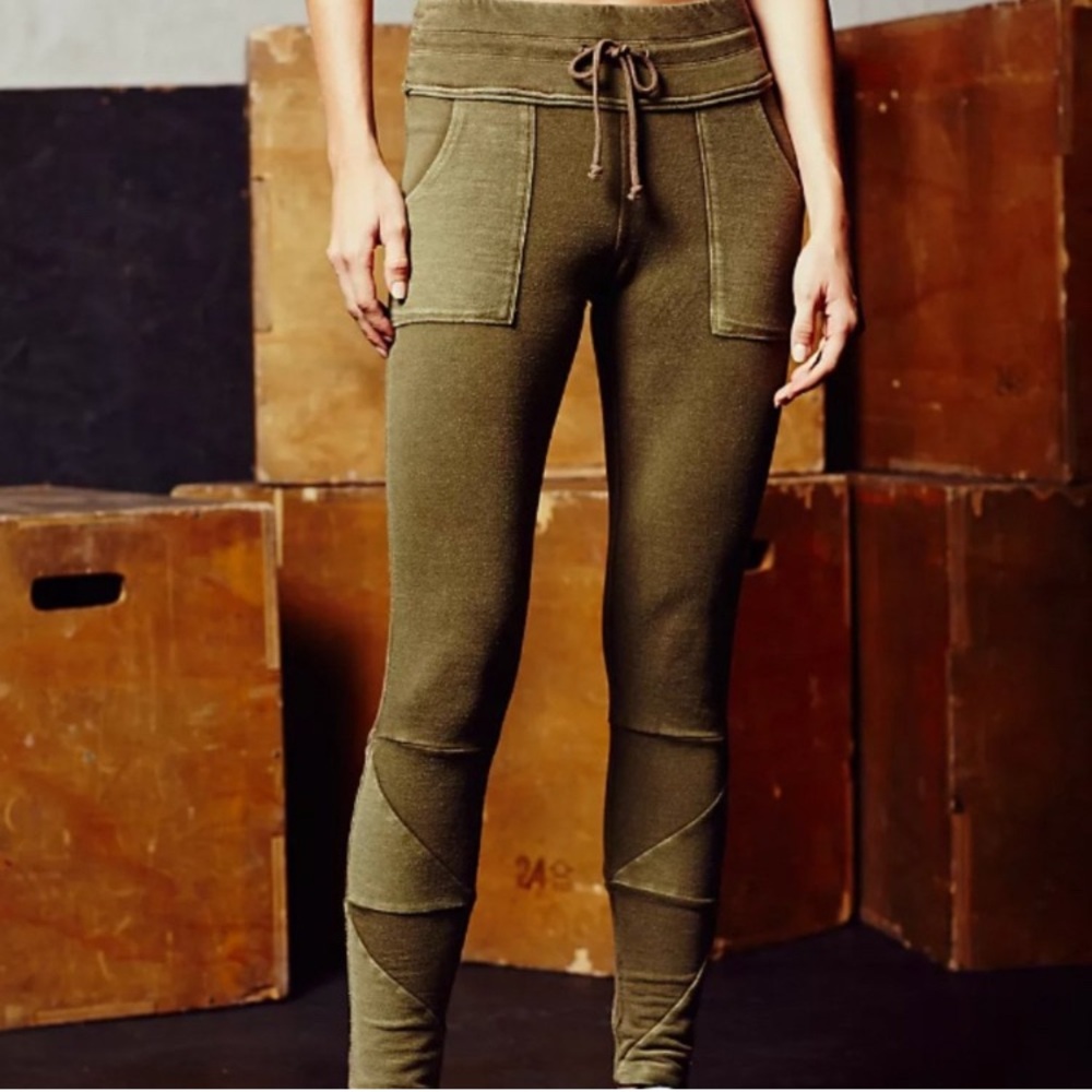 FREE PEOPLE MOVEMENT KYOTO HIGH RISE LEGGING SOFT POCKETS OLIVE GREEN SZ XS